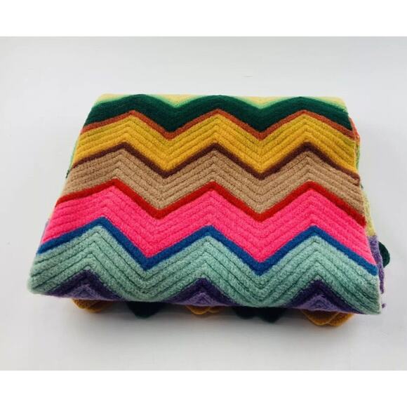 Handmade 70s Crochet Throw Chevron Blanket Cottagecore Zigzag Afghan Wool Felted - Picture 3 of 9